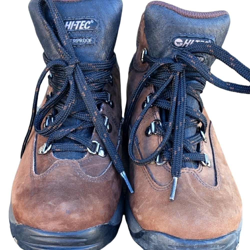 HI-TEC waterproof women's hiking boots size 5.5